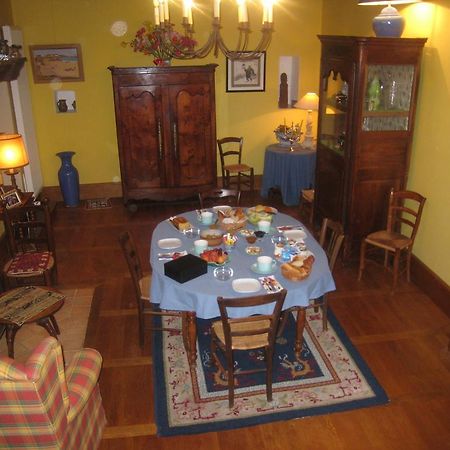 Le Logis Des Tourelles Bed and Breakfast Beaupréau Εξωτερικό φωτογραφία